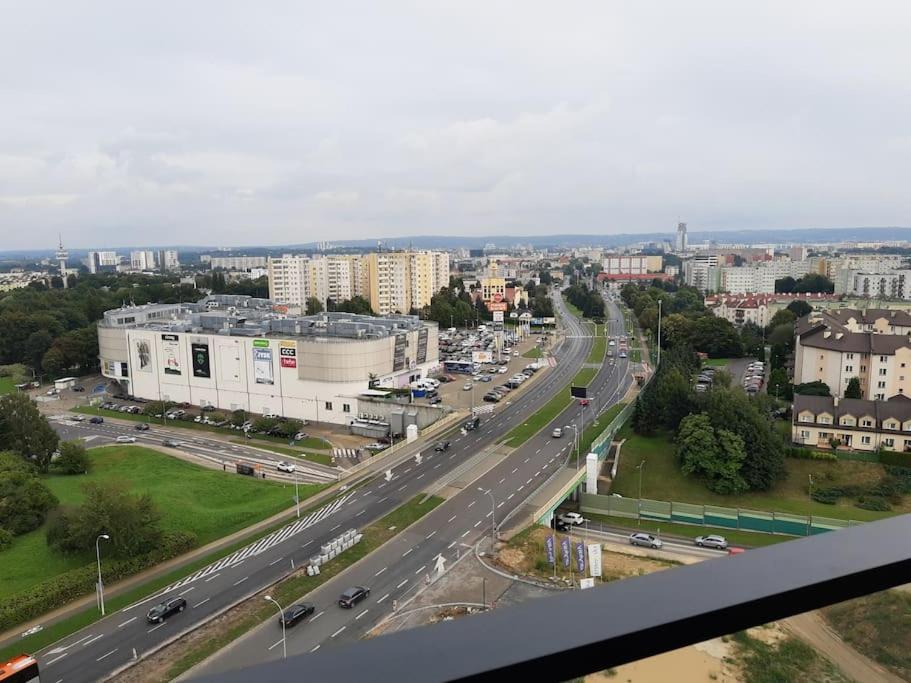 Apartment New Krakowska - Przestronny, Z Widokiem, Czysto, Parking, Balkon *