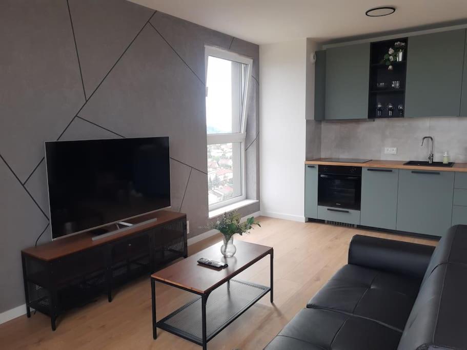 New Krakowska - Przestronny, Z Widokiem, Czysto, Parking, Balkon Apartment *