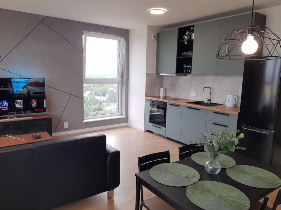 New Krakowska - Przestronny, Z Widokiem, Czysto, Parking, Balkon