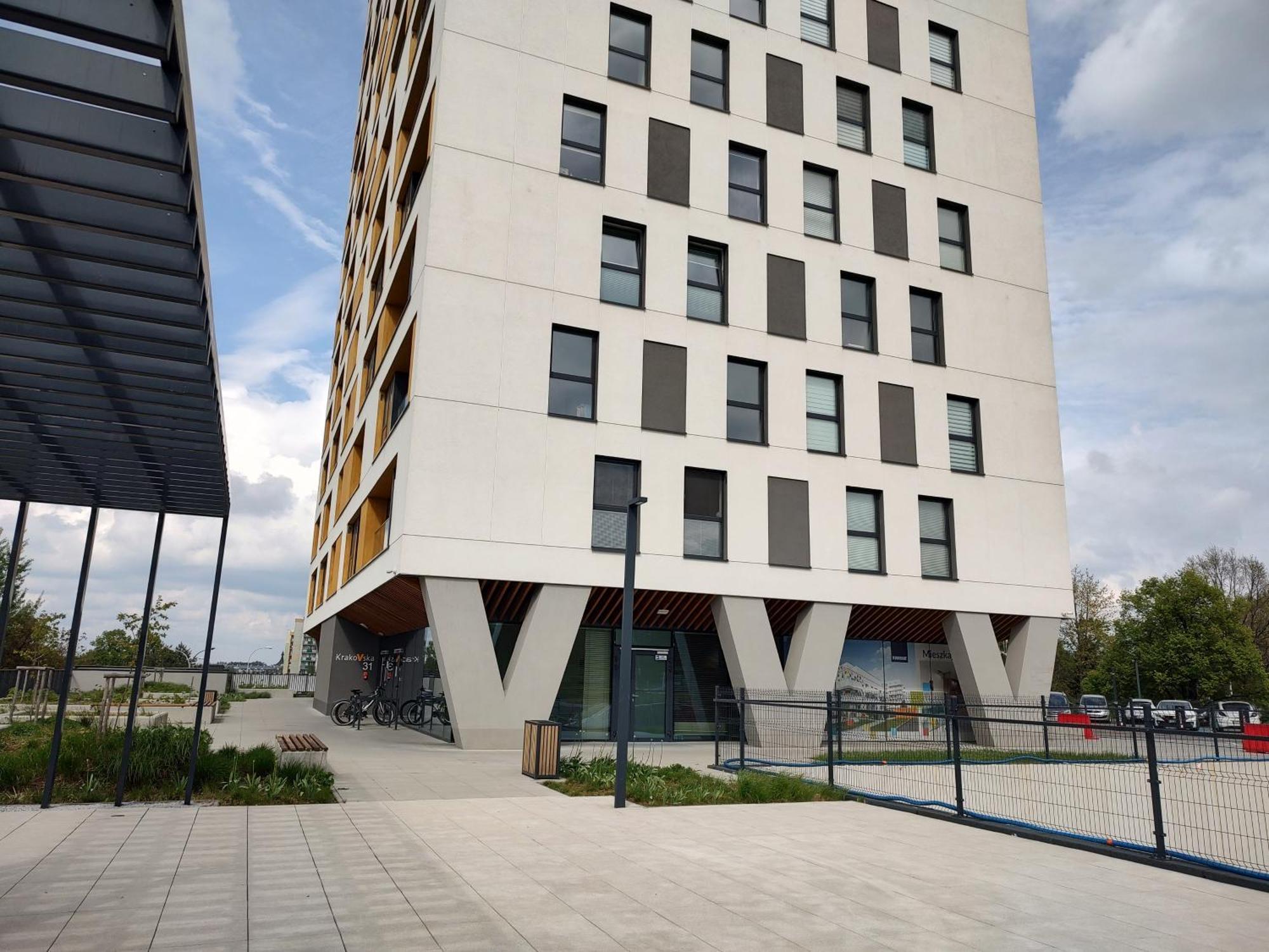 New Krakowska - Przestronny, Z Widokiem, Czysto, Parking, Balkon Apartment *